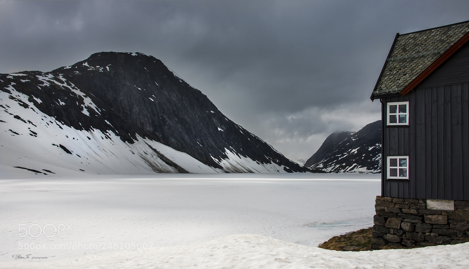 Nikon D800 sample photo. The frozen lake djupvataet photography