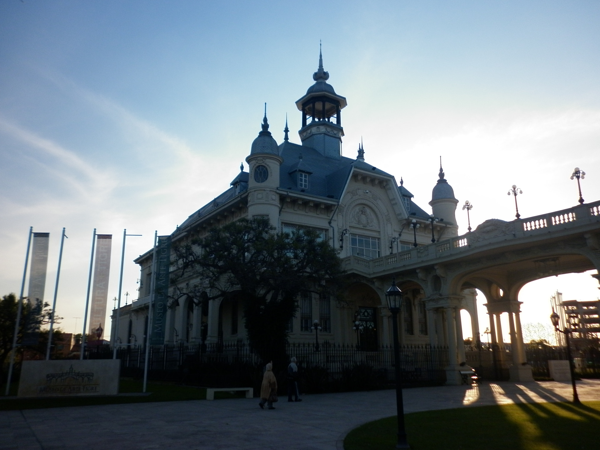 Panasonic DMC-F3 sample photo. Museo de arte tigre photography