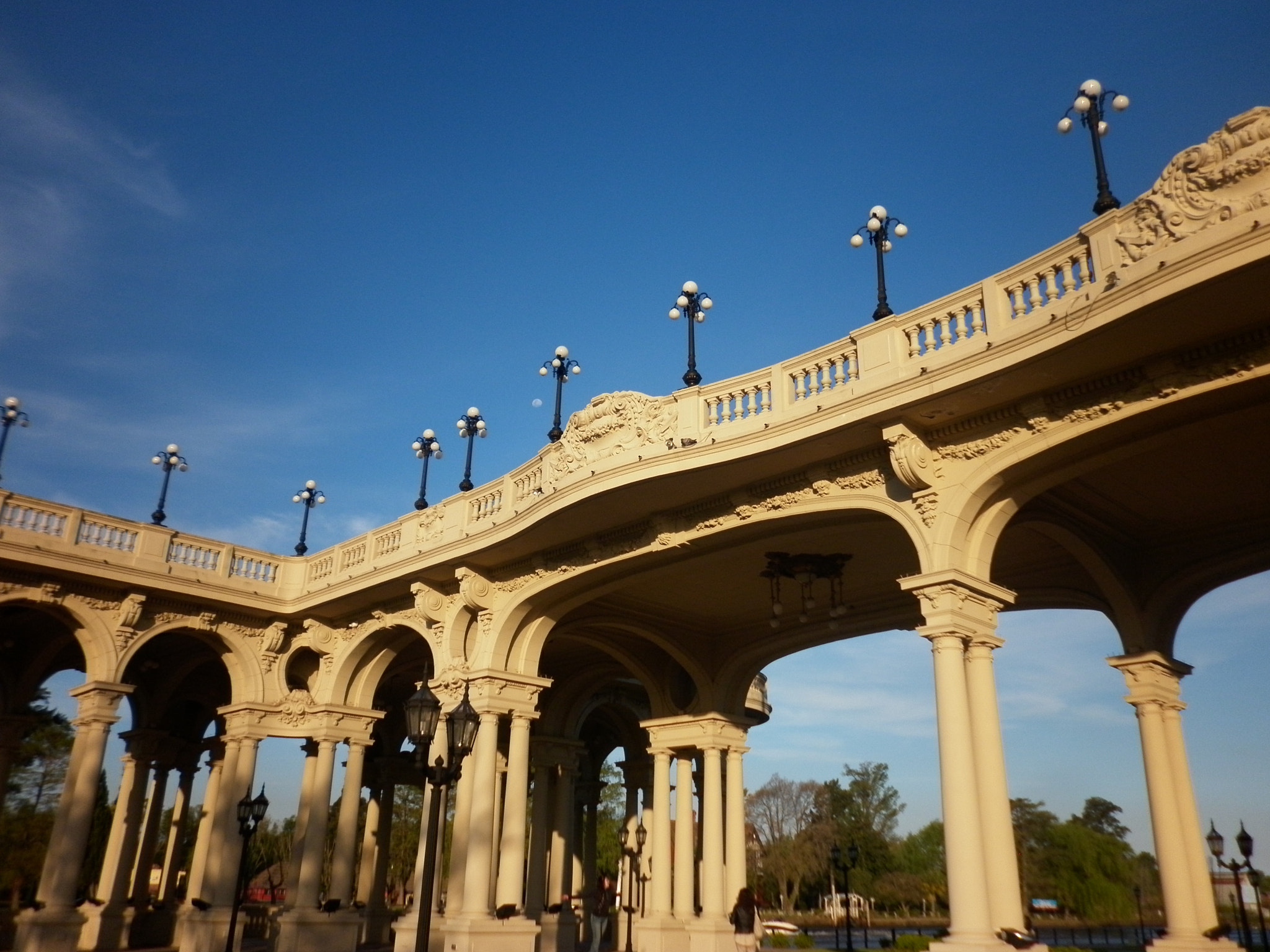 Panasonic DMC-F3 sample photo. Museo de arte tigre photography