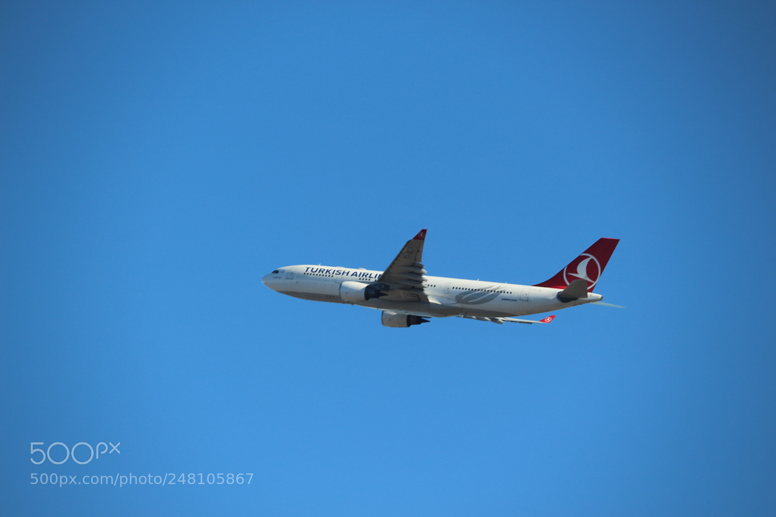 Canon EOS 700D (EOS Rebel T5i / EOS Kiss X7i) sample photo. The plane photography
