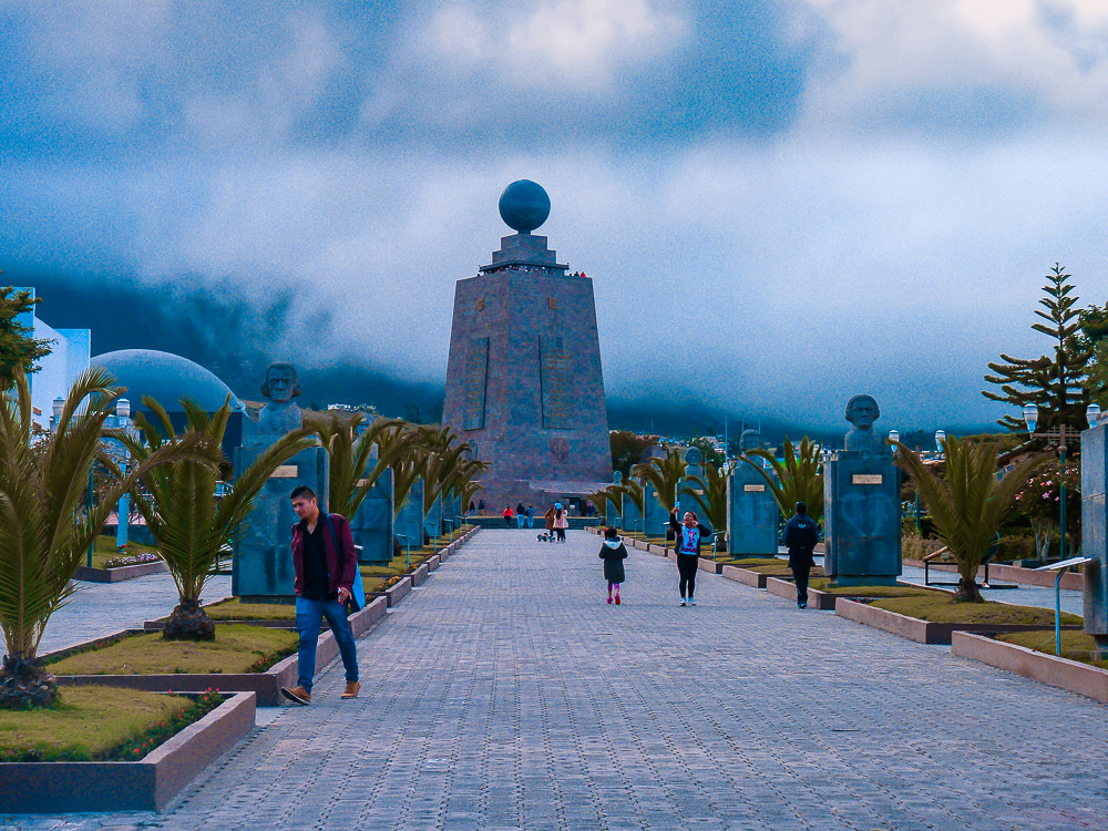 Panasonic Lumix DMC-FZ35 (Lumix DMC-FZ38) sample photo. Mitad del mundo photography