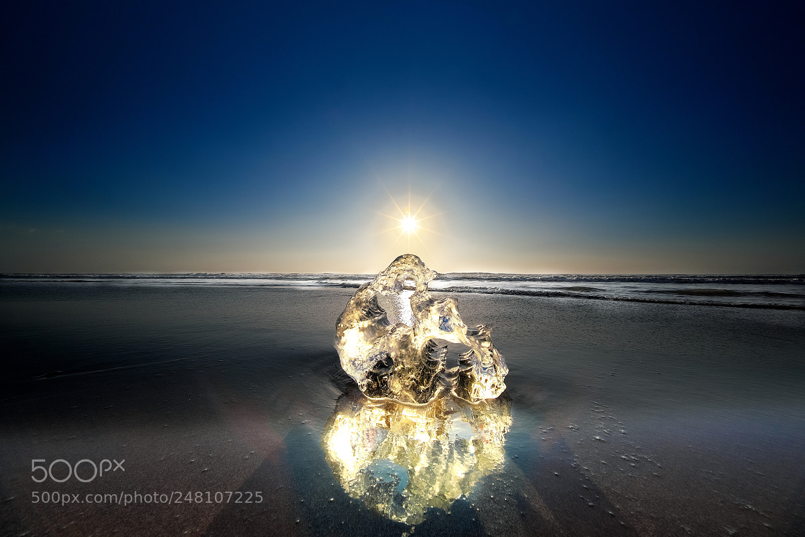 Sony a7R III sample photo. Reflection jewelry photography