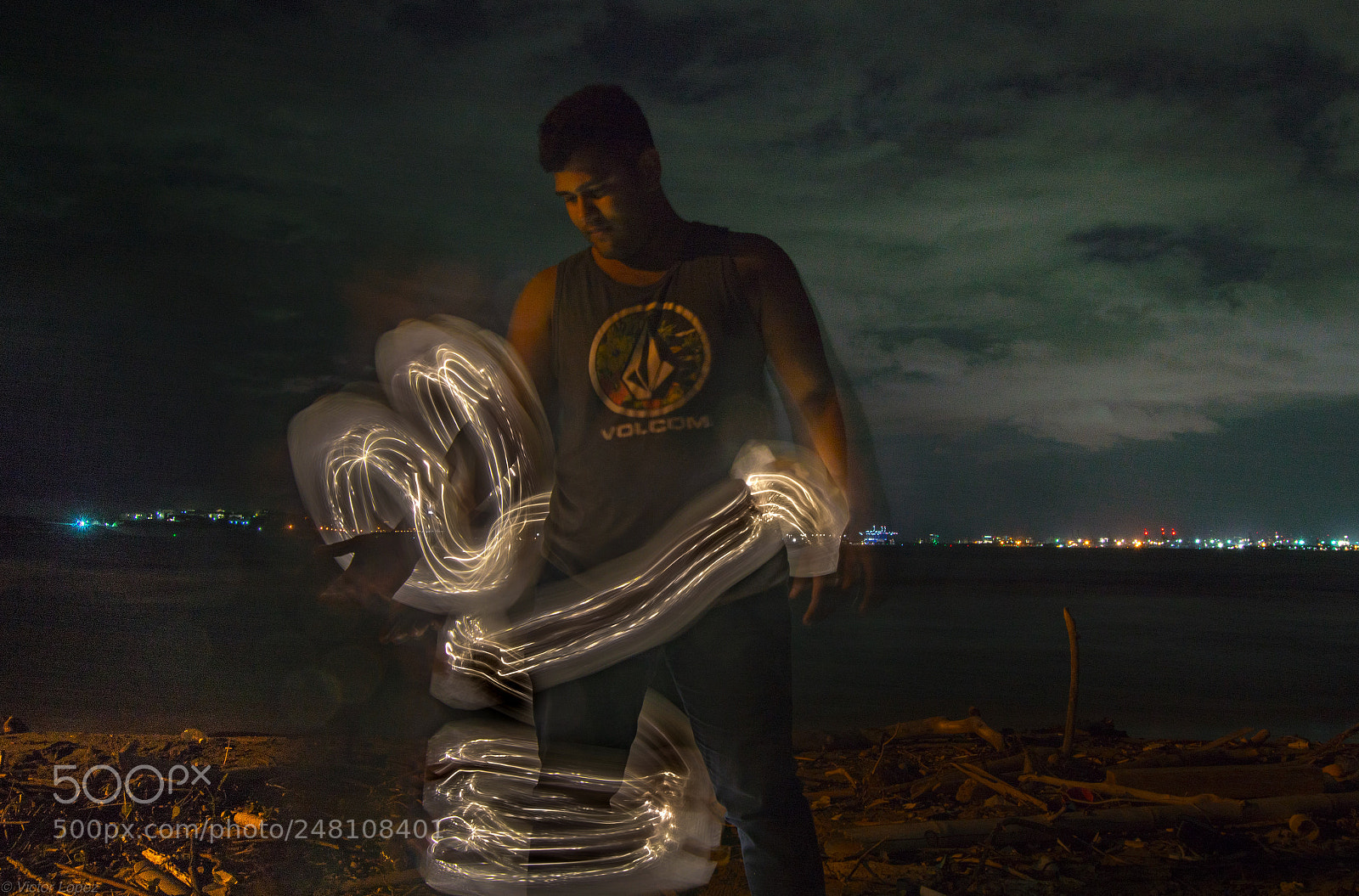 Nikon D3200 sample photo. Manipulating light photography