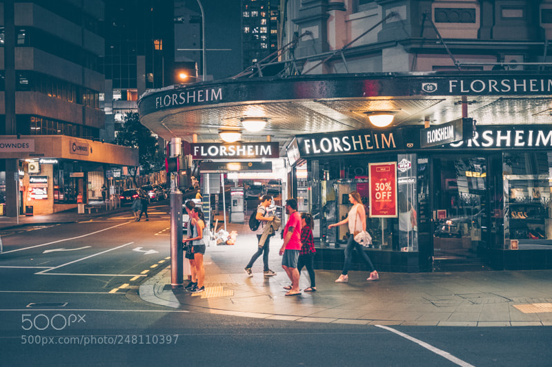 Fujifilm X-T2 sample photo. Busy auckland street at photography