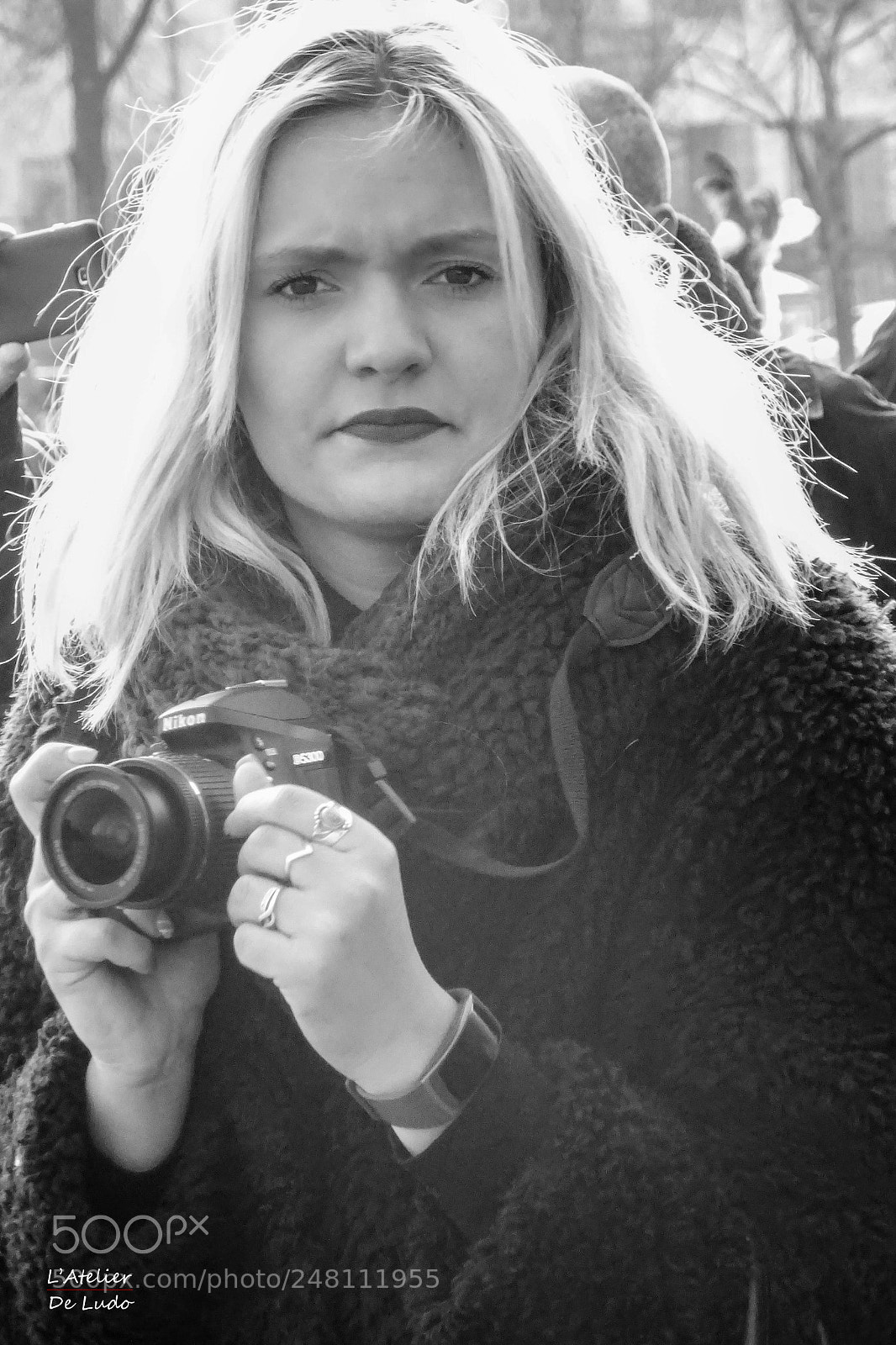 Sony DSC-HX60V sample photo. Photographe blonde photography