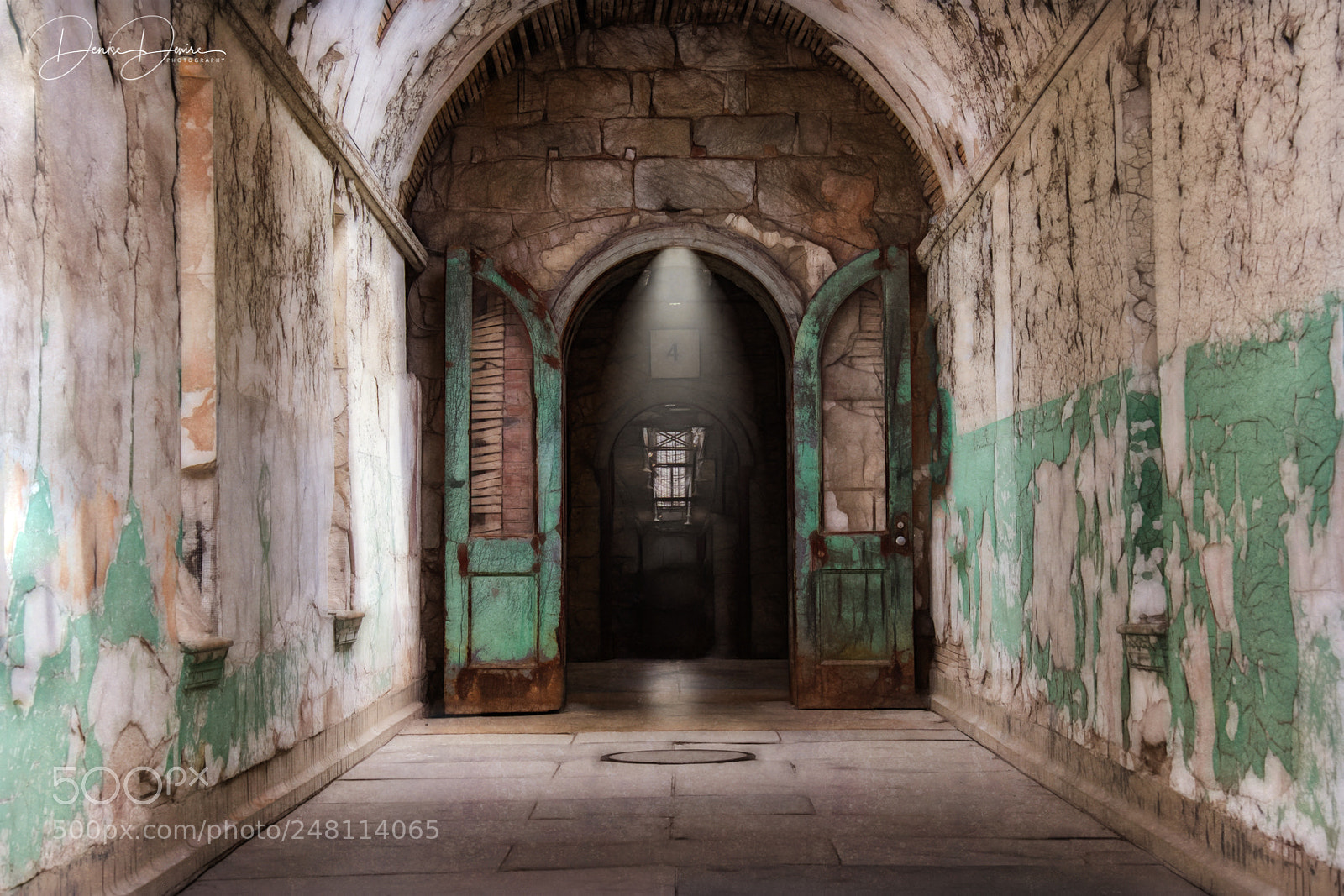Fujifilm X-T1 sample photo. Green doors photography