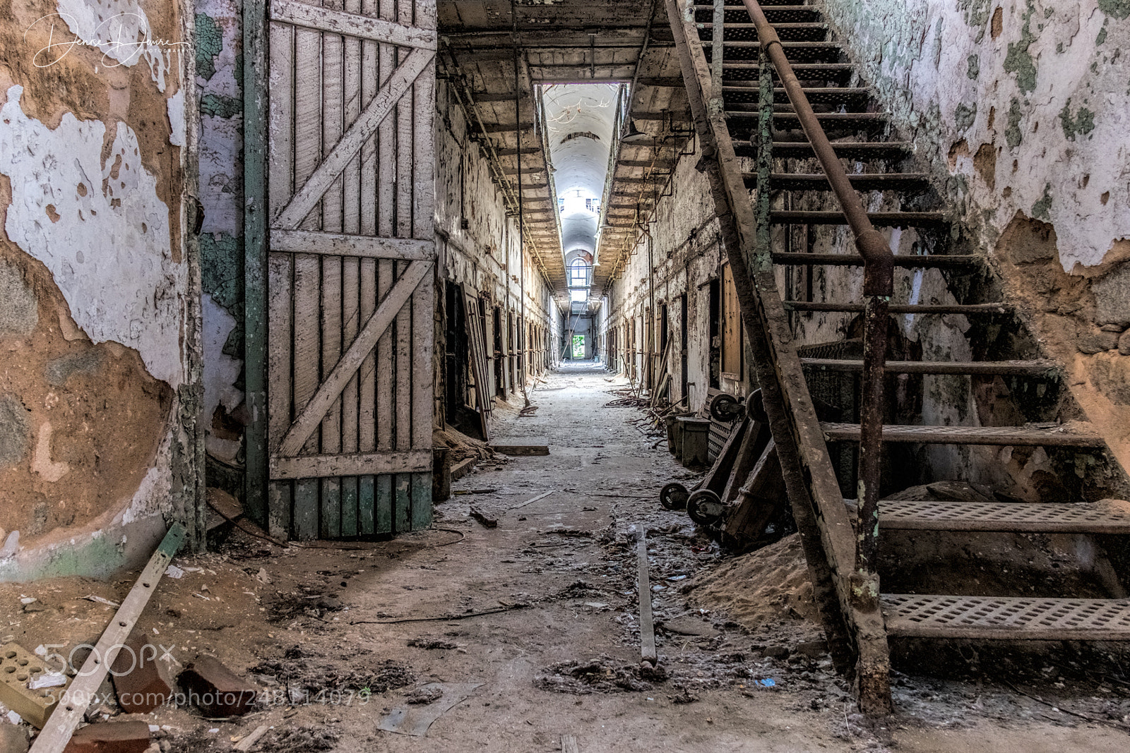Fujifilm X-T1 sample photo. Going up photography