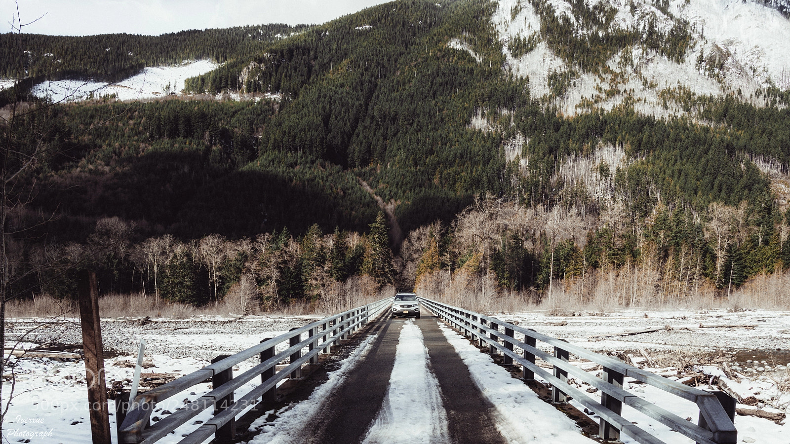 Sony a7R II sample photo. Comming out from the photography