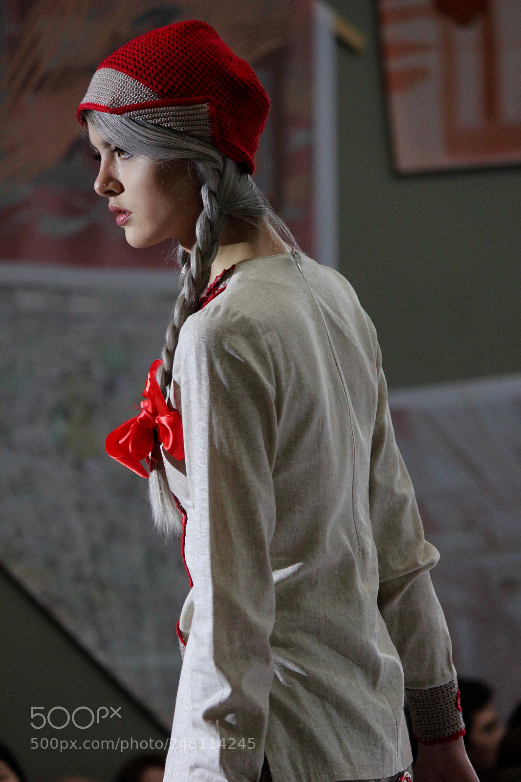 Canon EOS 550D (EOS Rebel T2i / EOS Kiss X4) sample photo. Fashion industry in kyrgyzstan photography