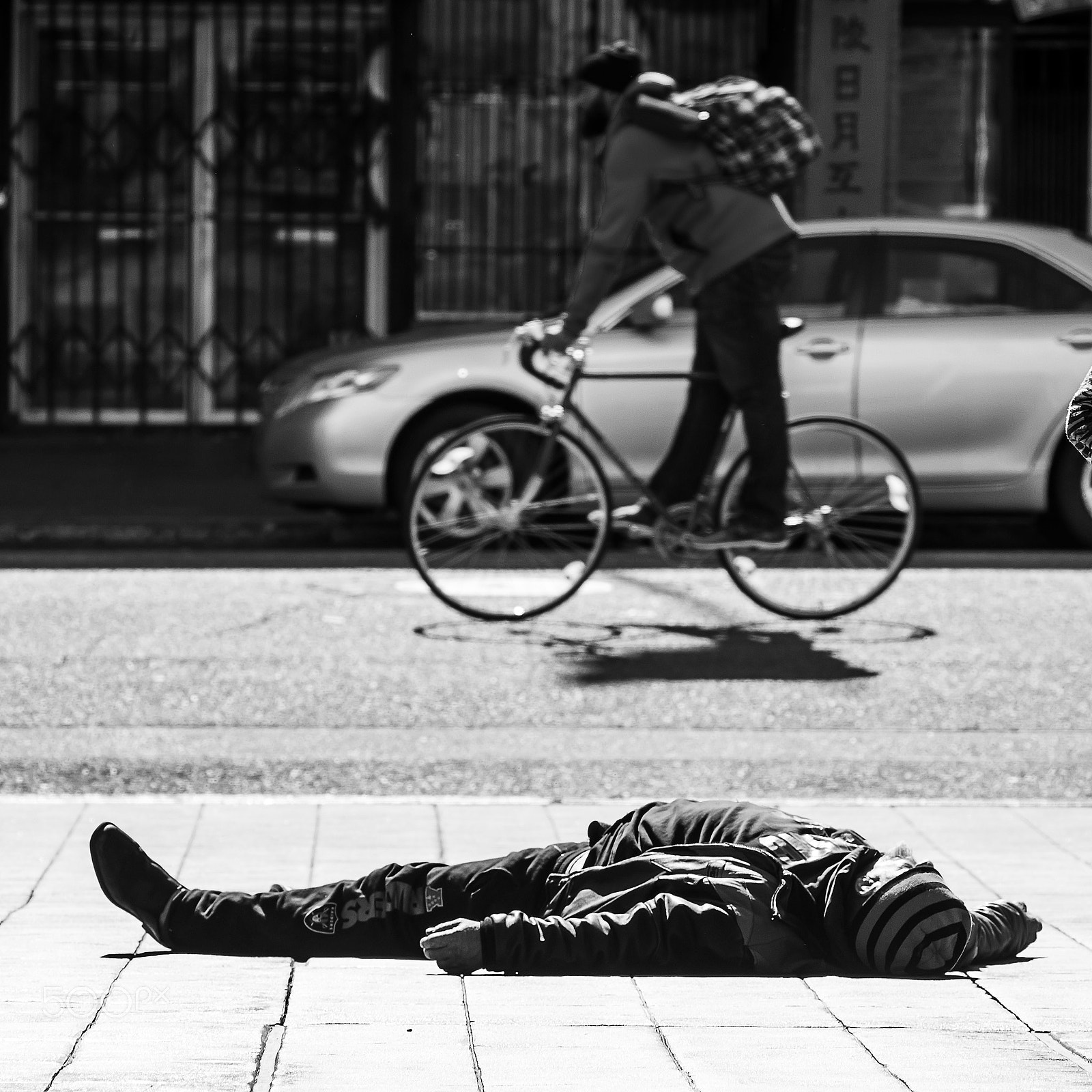 Nikon D850 sample photo. Sidewalk nap photography