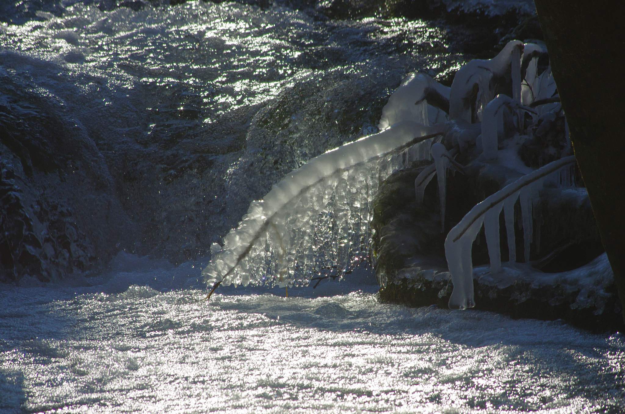Pentax K-5 sample photo. Frozen water photography