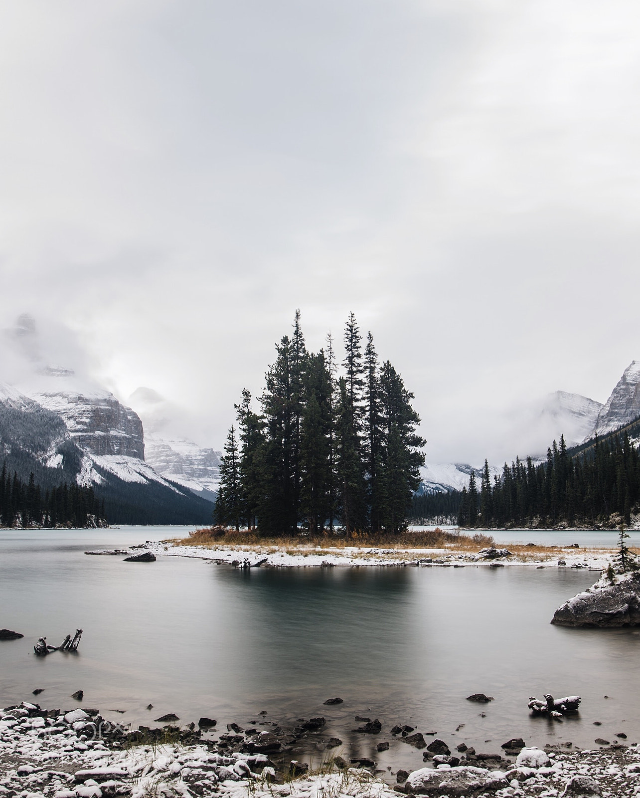 Nikon D810 sample photo. Spirit island. maligne lake photography