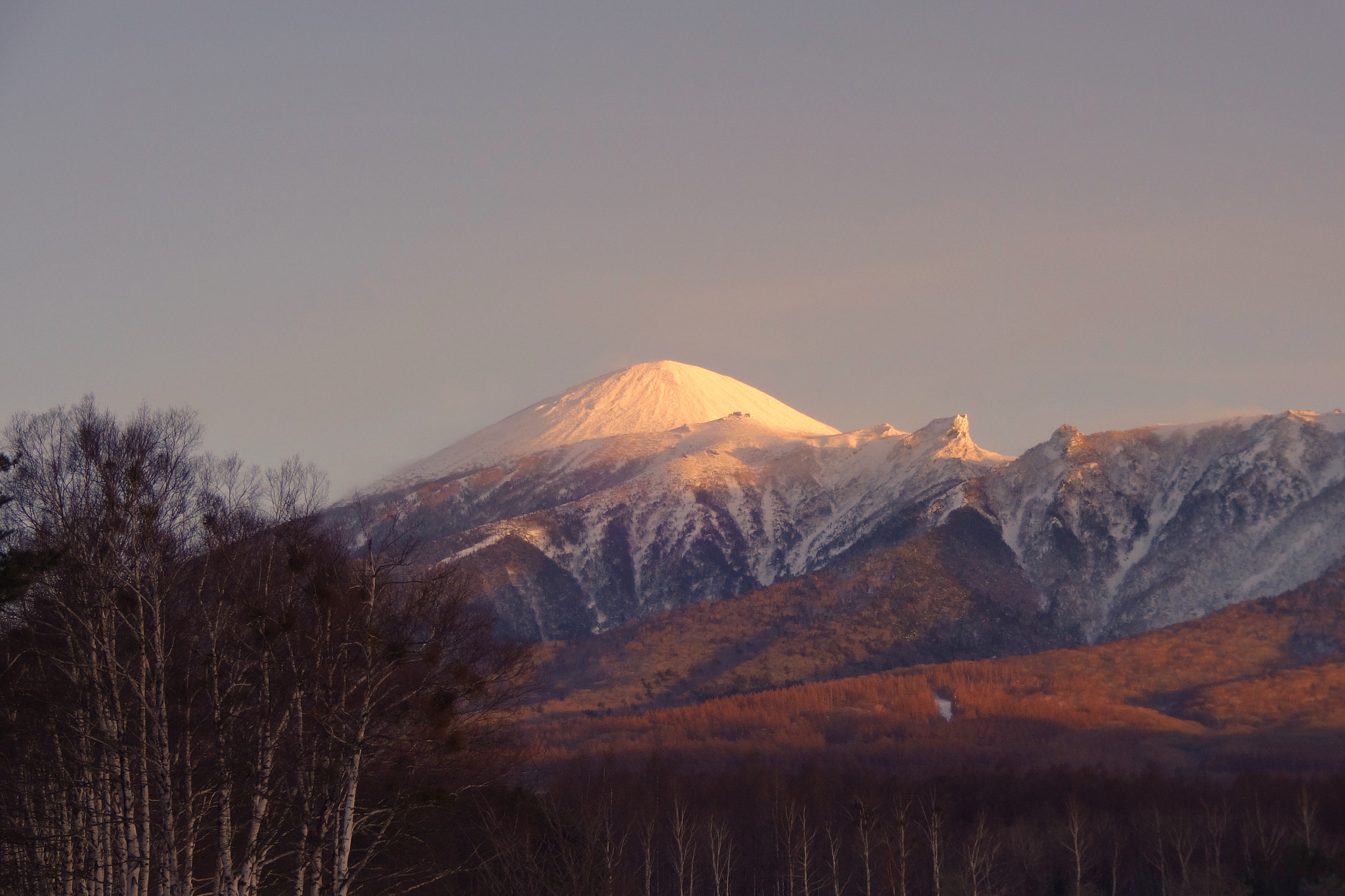 Sony DSC-WX200 sample photo. 岩手山の雪日暮れ photography