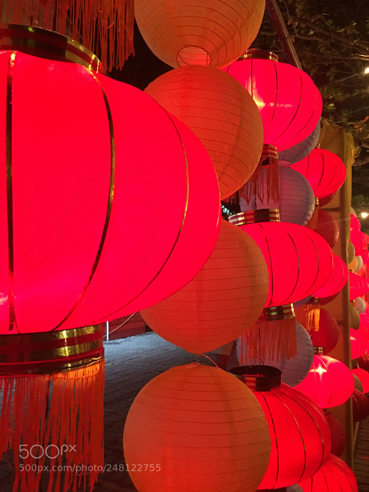 Apple iPhone 6s Plus sample photo. Chinese lanterns photography