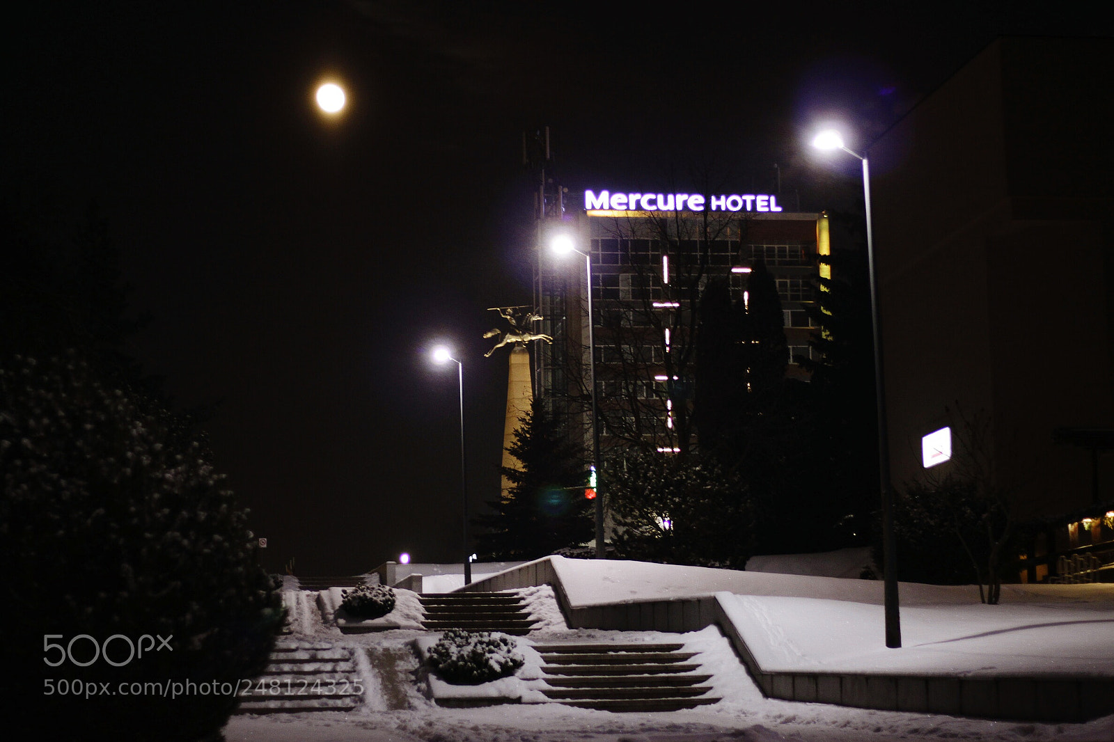 Canon EOS 500D (EOS Rebel T1i / EOS Kiss X3) sample photo. Mercure hotel photography