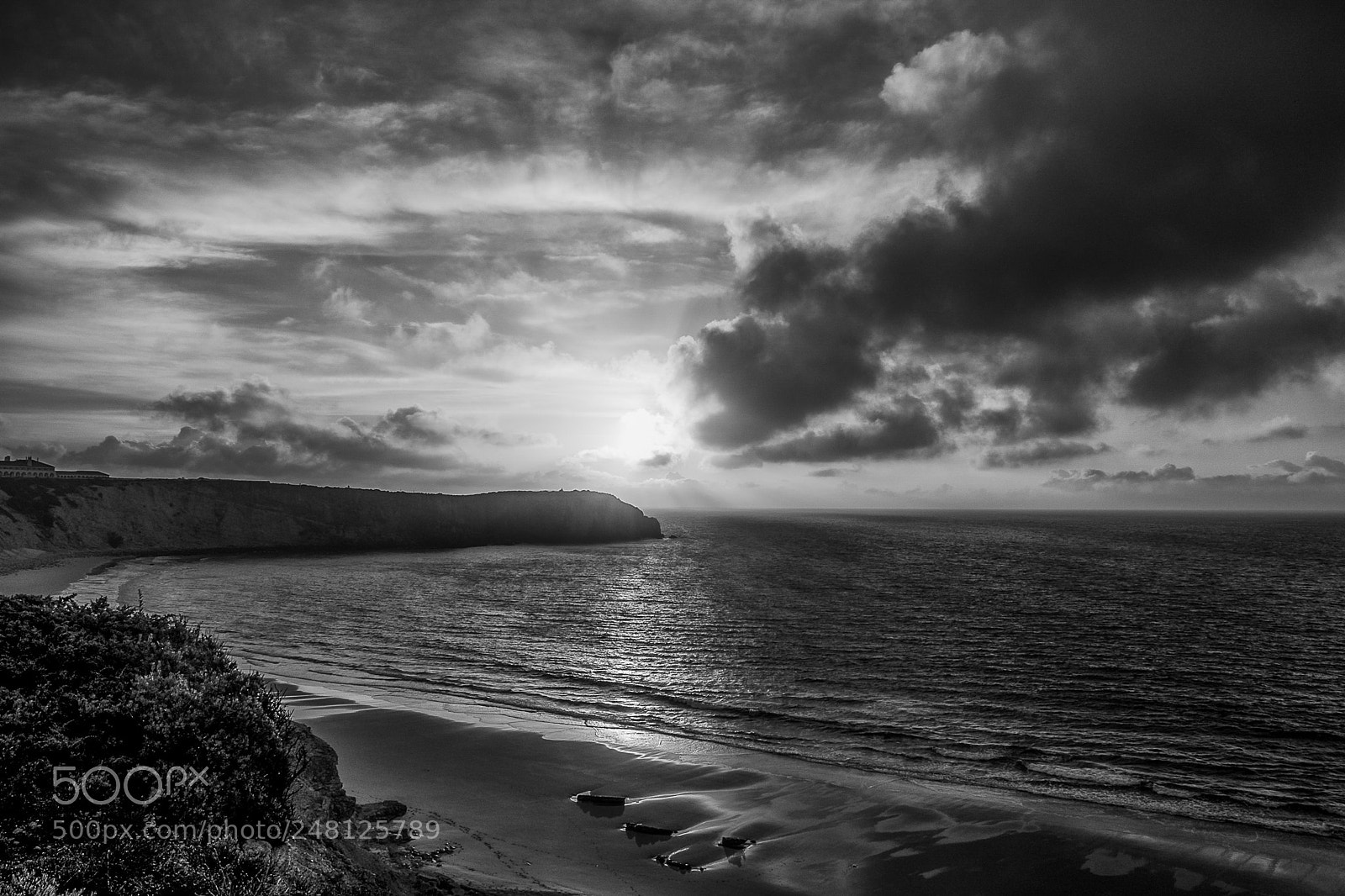Fujifilm X-T1 sample photo. B&w dusk photography