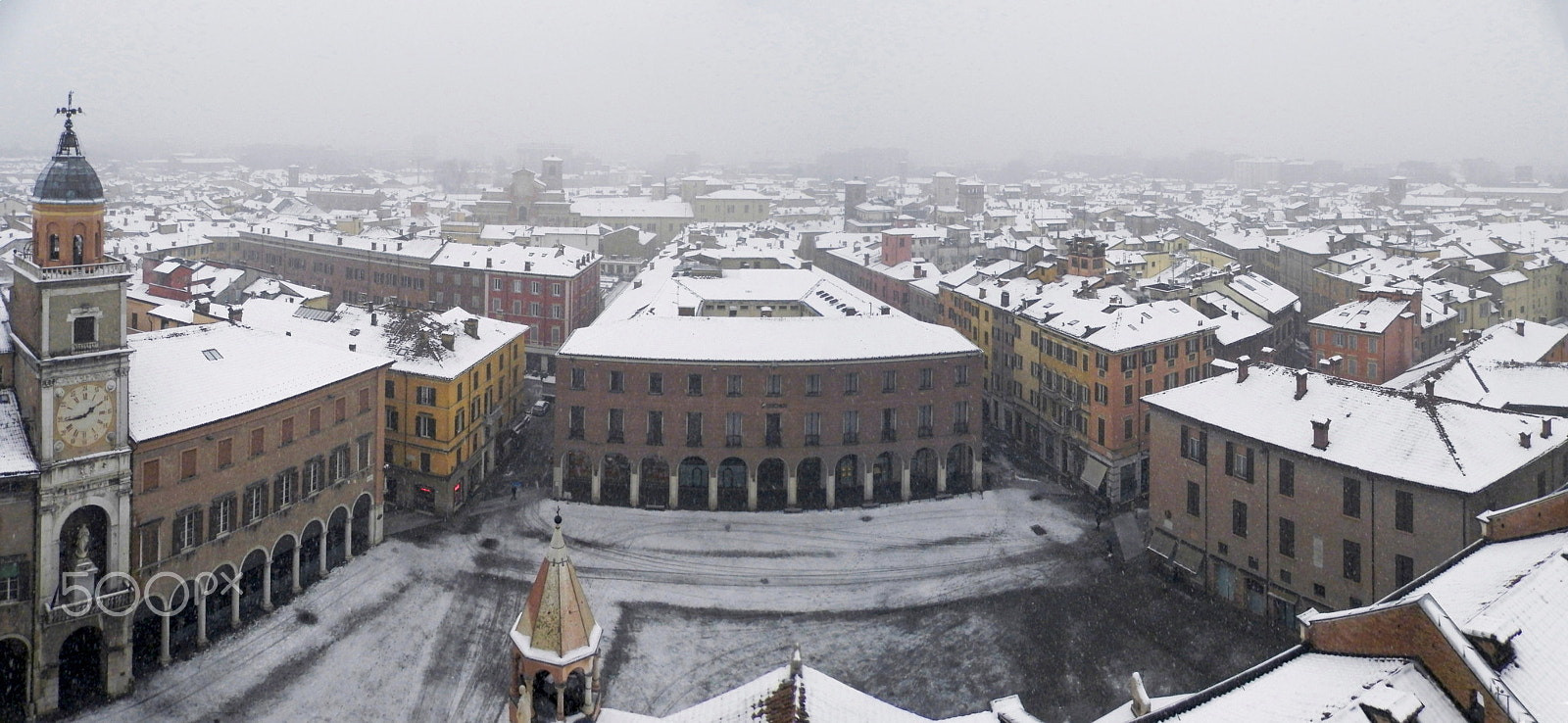Olympus SP-620UZ sample photo. Snow falling in modena - 4 photography