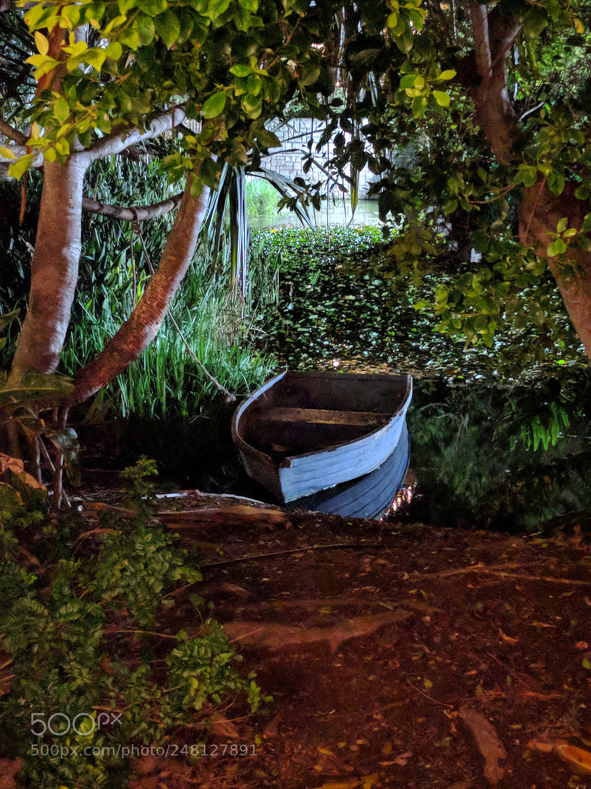 Google Nexus 6P sample photo. Abandoned boat photography