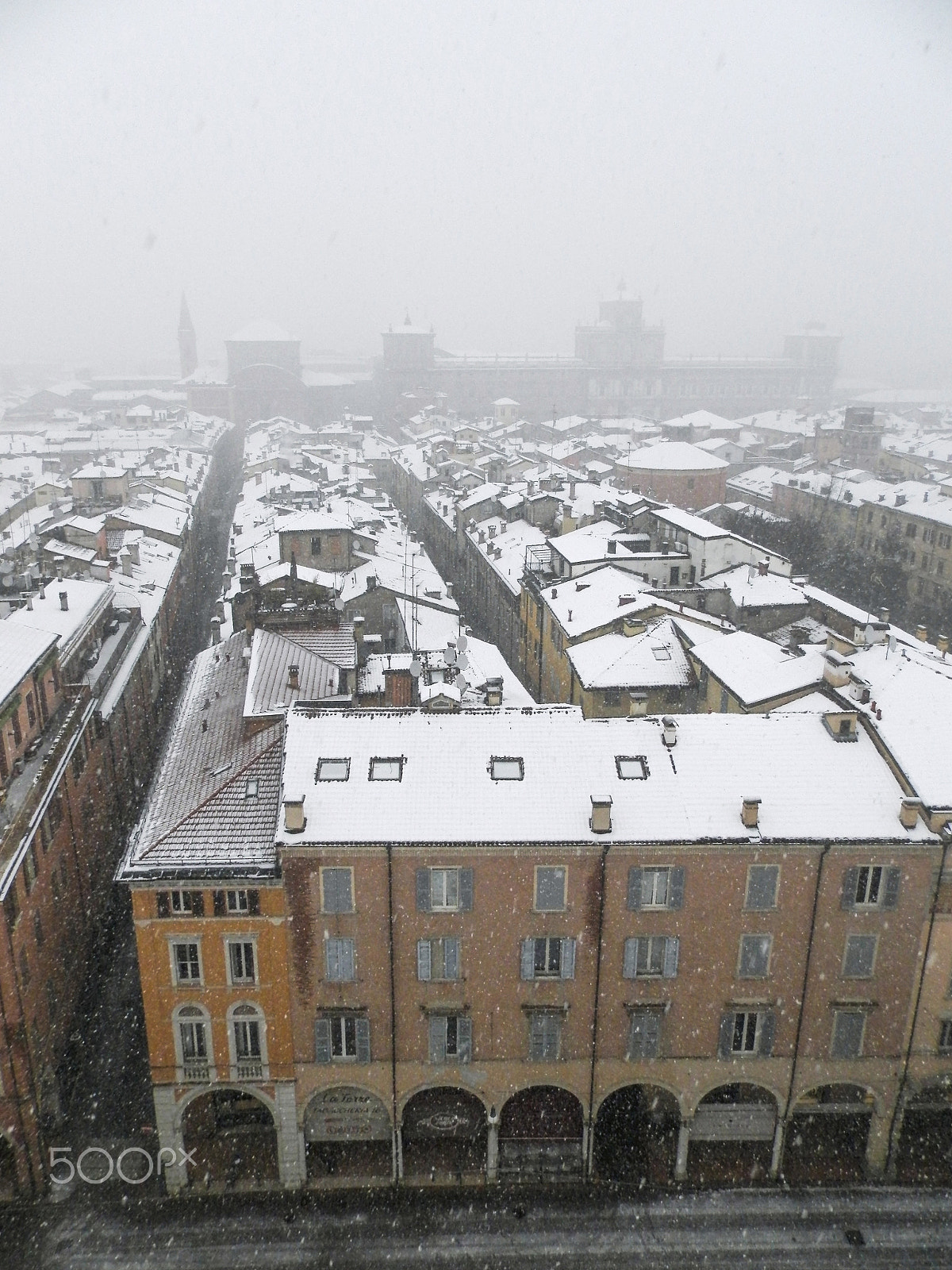 Olympus SP-620UZ sample photo. Snow falling in modena - 6 photography