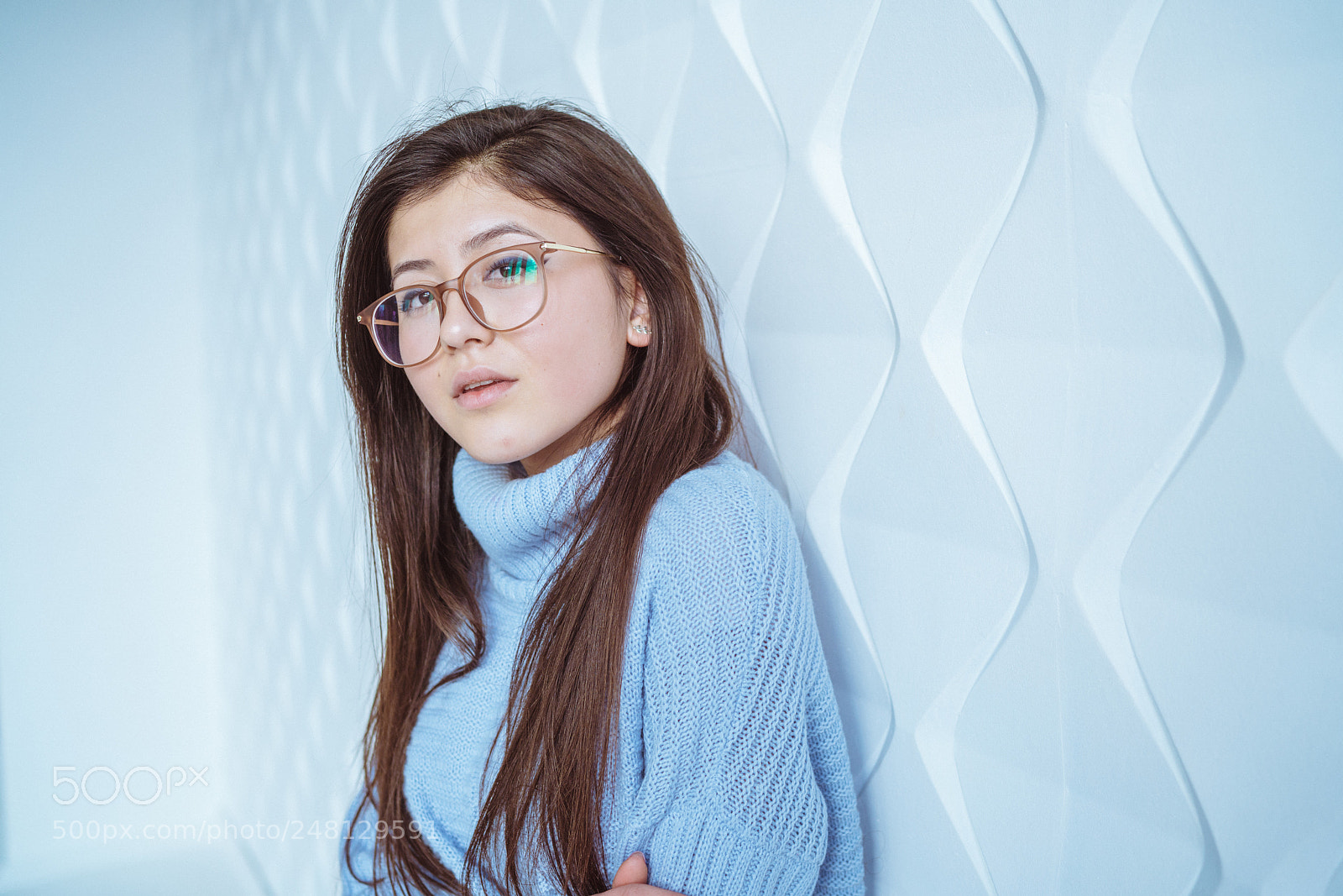 Sony a7R II sample photo. Light blue mood photography