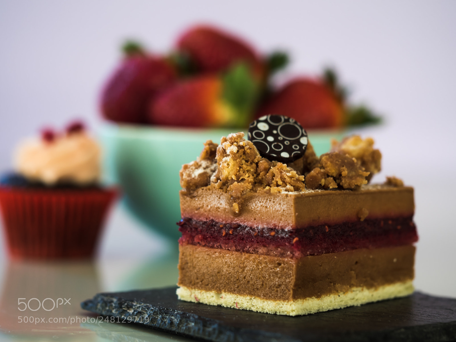 Olympus OM-D E-M5 II sample photo. Raspberry mousse cake photography
