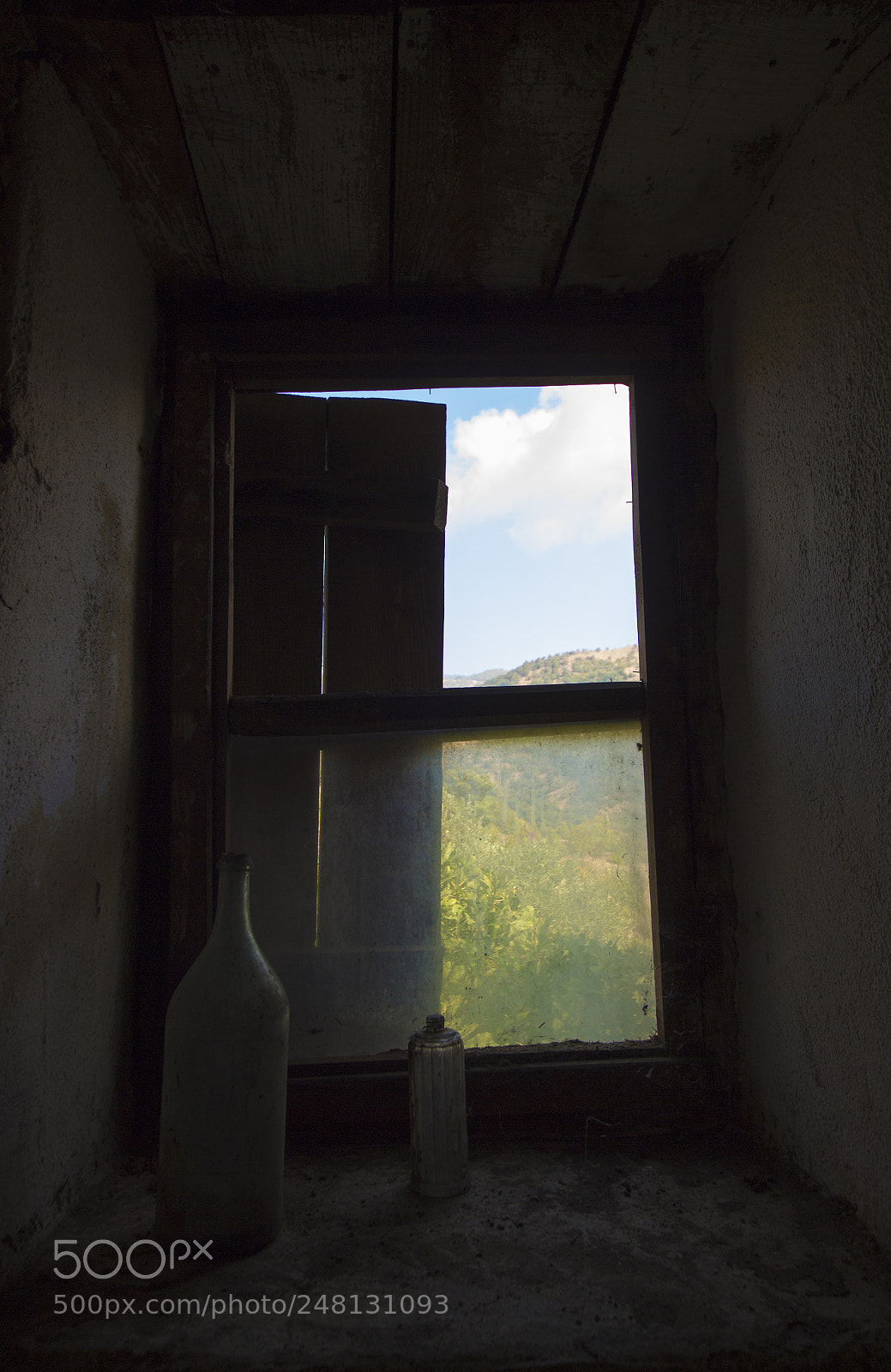 Canon EOS 700D (EOS Rebel T5i / EOS Kiss X7i) sample photo. Pencere photography