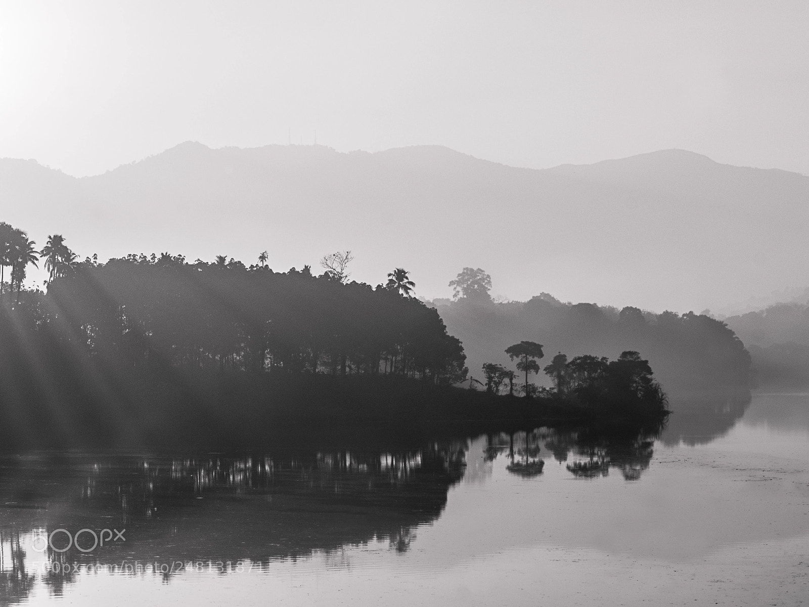 Canon EOS 1200D (EOS Rebel T5 / EOS Kiss X70 / EOS Hi) sample photo. Bw workshop photography