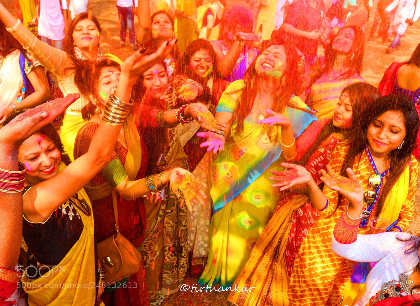 Canon EOS 700D (EOS Rebel T5i / EOS Kiss X7i) sample photo. Girls celebrating basanto utsab photography