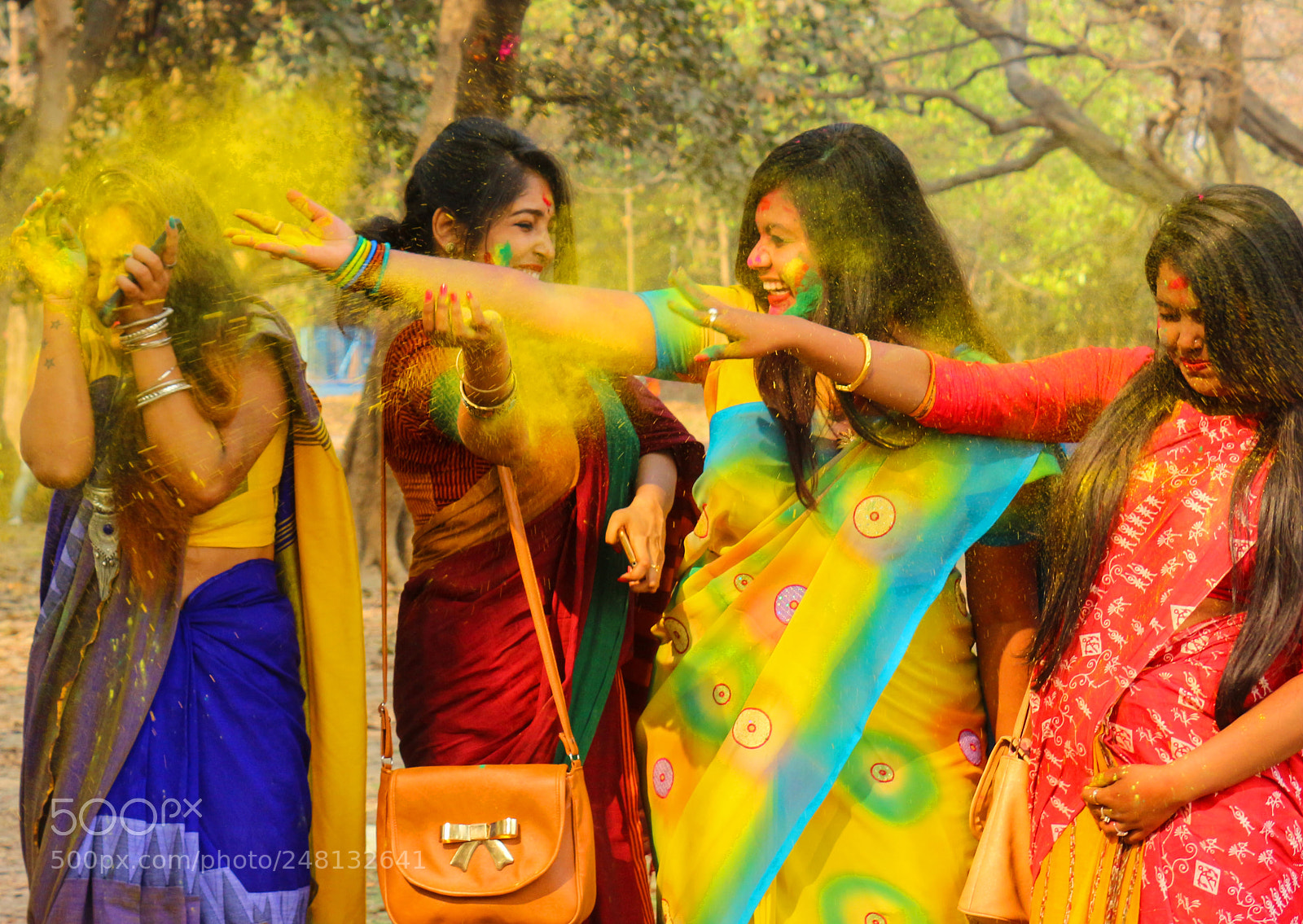 Canon EOS 700D (EOS Rebel T5i / EOS Kiss X7i) sample photo. Girls celebrating basanto utsab photography