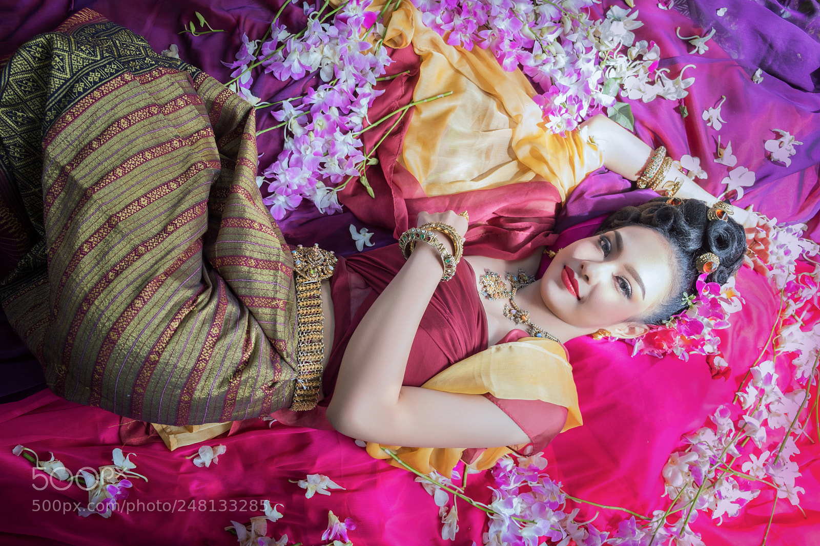 Fujifilm X-T2 sample photo. Beautiful asian woman with photography