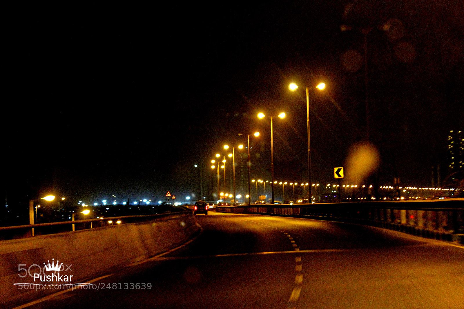 Canon EOS 1200D (EOS Rebel T5 / EOS Kiss X70 / EOS Hi) sample photo. Night life photography