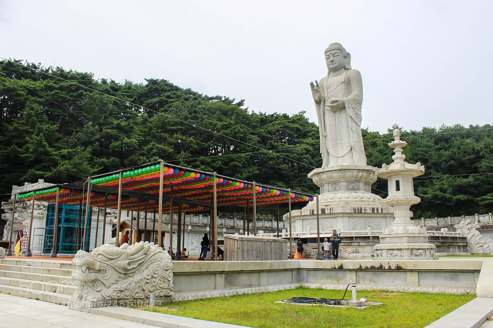 Canon EOS 600D (Rebel EOS T3i / EOS Kiss X5) sample photo. Budist sculpture in donghwasa photography