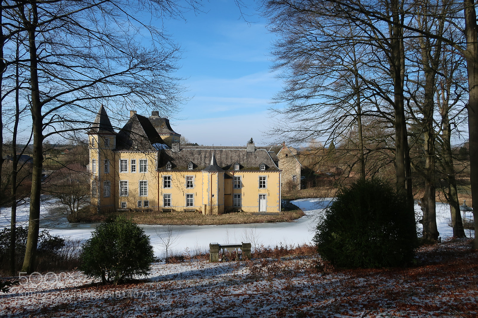 Canon PowerShot G9 X Mark II sample photo. Frozen moat. photography