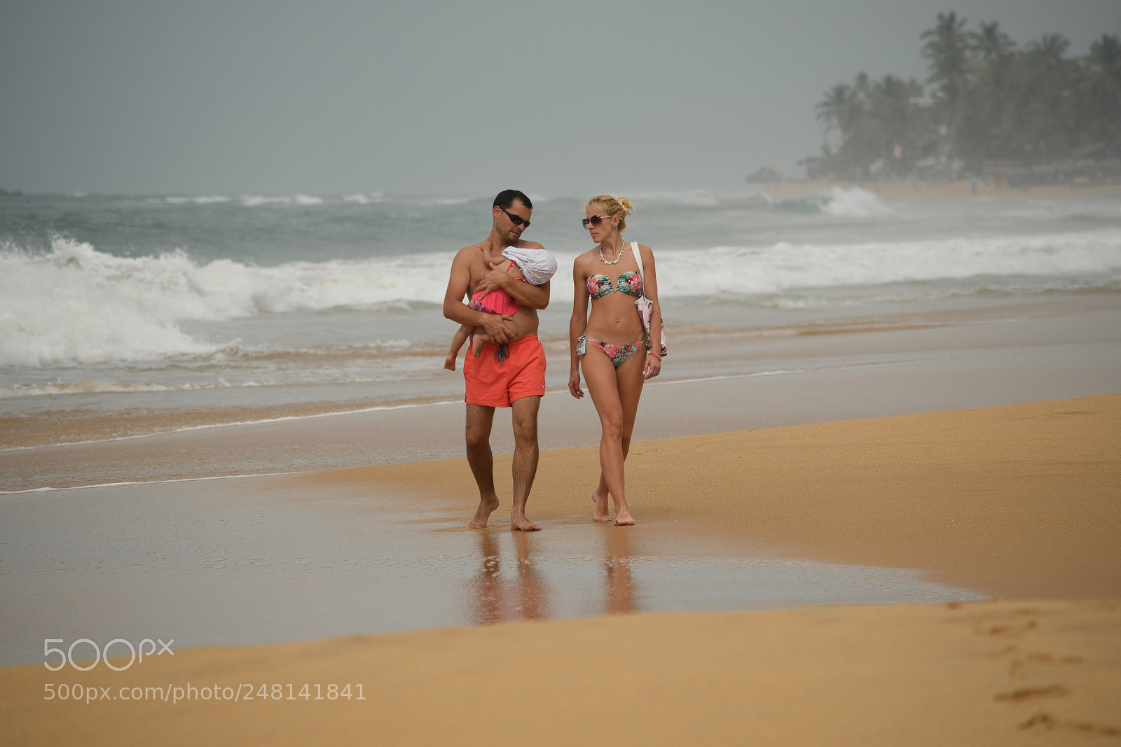 Nikon D7500 sample photo. Family on the beach photography