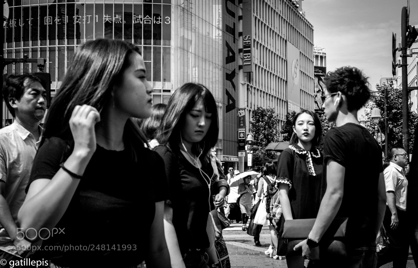 Fujifilm X-T1 sample photo. Caught! photography