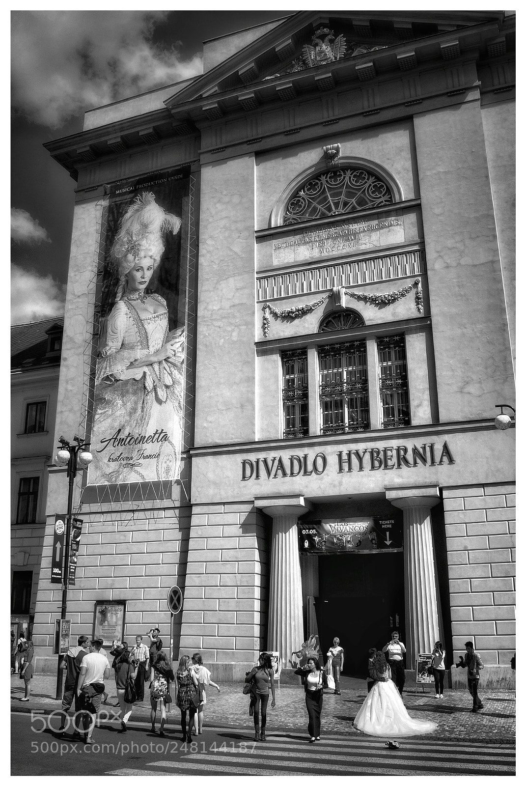 Nikon D60 sample photo. Street view from prague photography