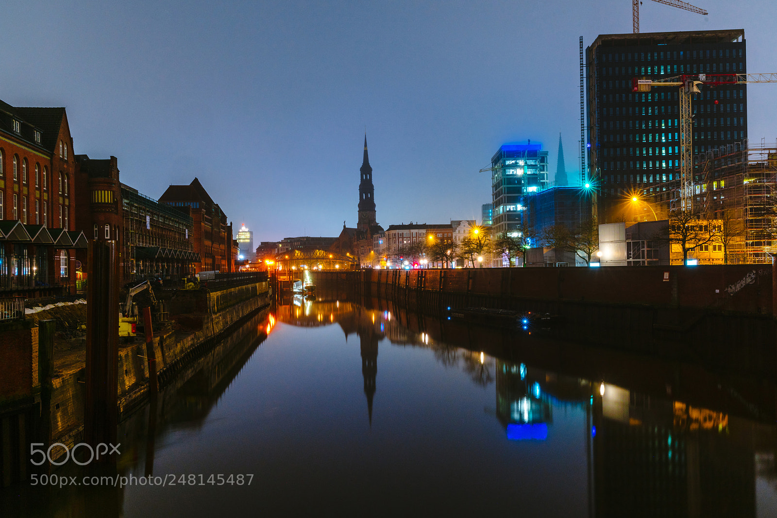 Sony a7R II sample photo. Evening and night sketches photography