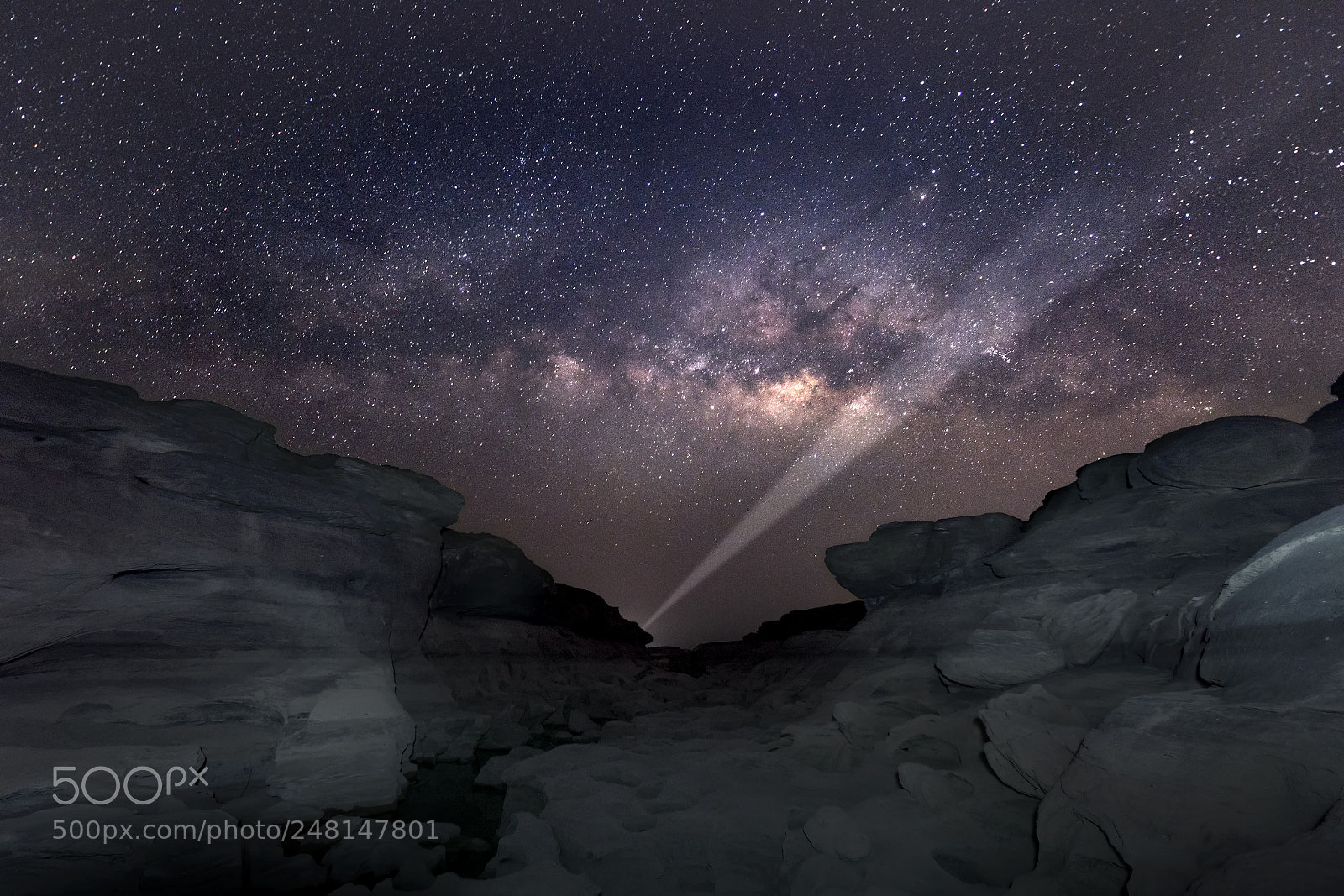 Nikon D810 sample photo. Cliff and milky way photography
