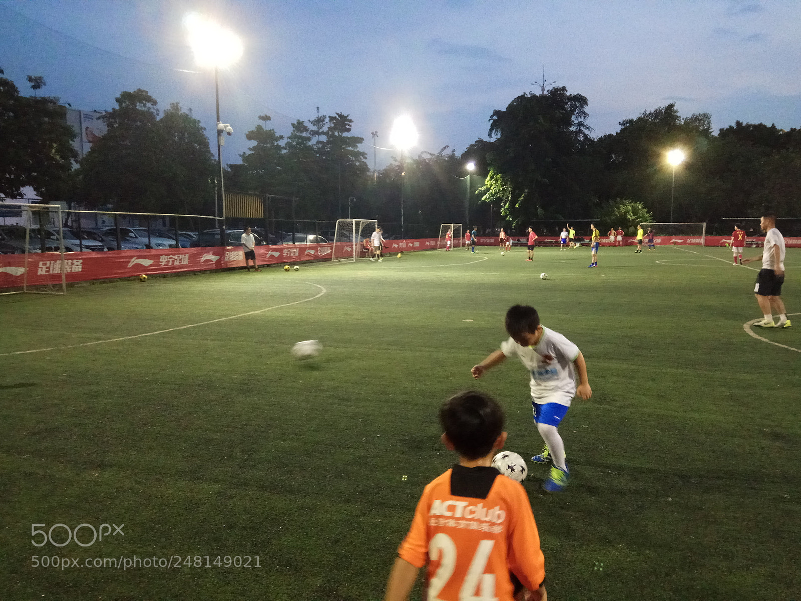 Xiaomi Redmi Note 4 sample photo. Football photography