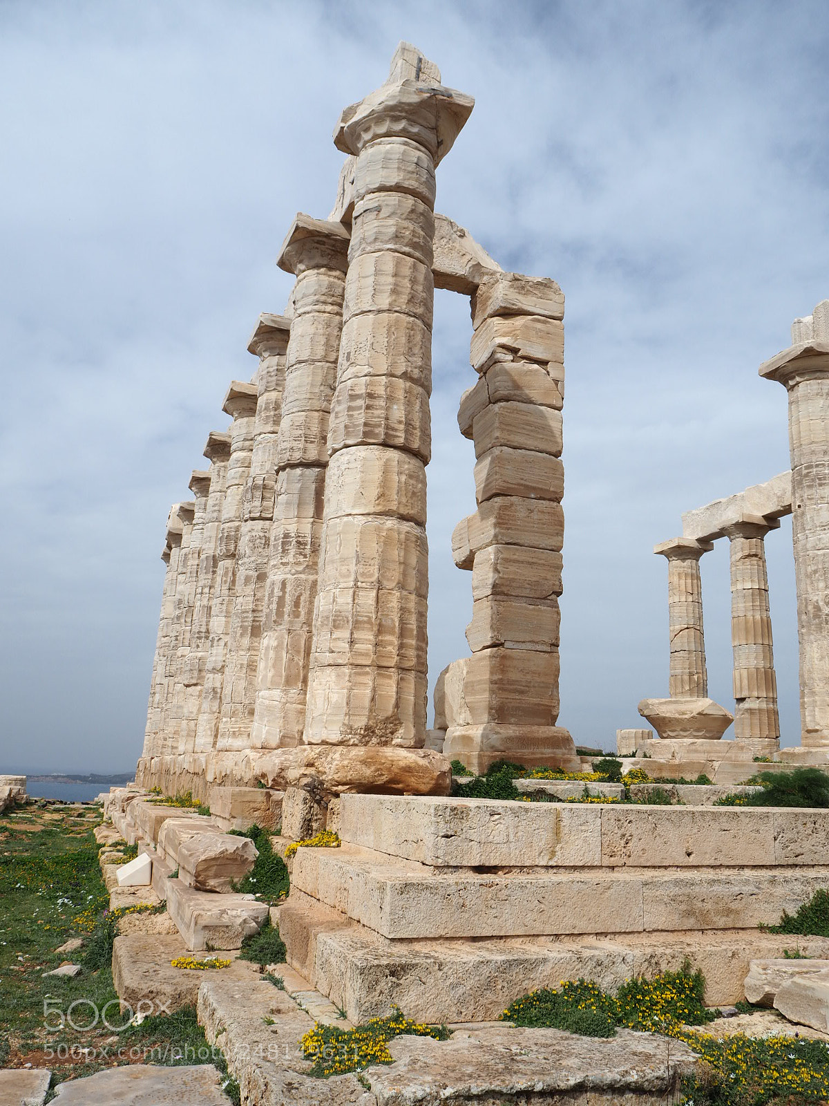 Olympus OM-D E-M10 II sample photo. Ancient temple of god photography