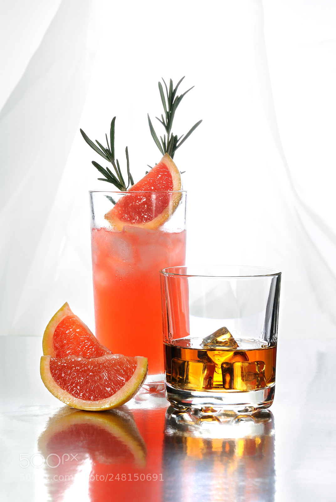 Nikon D90 sample photo. Drinks on a table photography