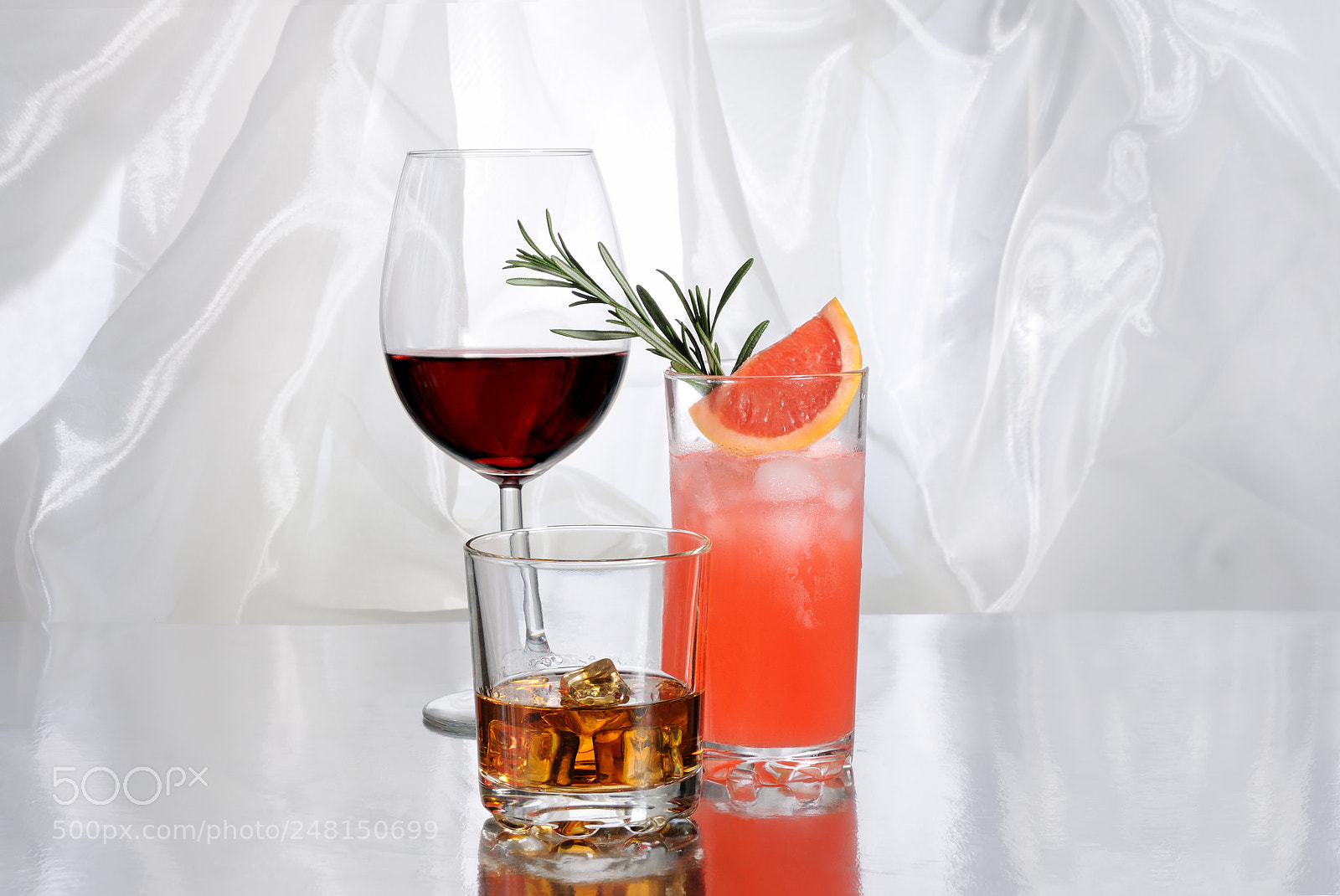 Nikon D90 sample photo. Drinks on a table photography