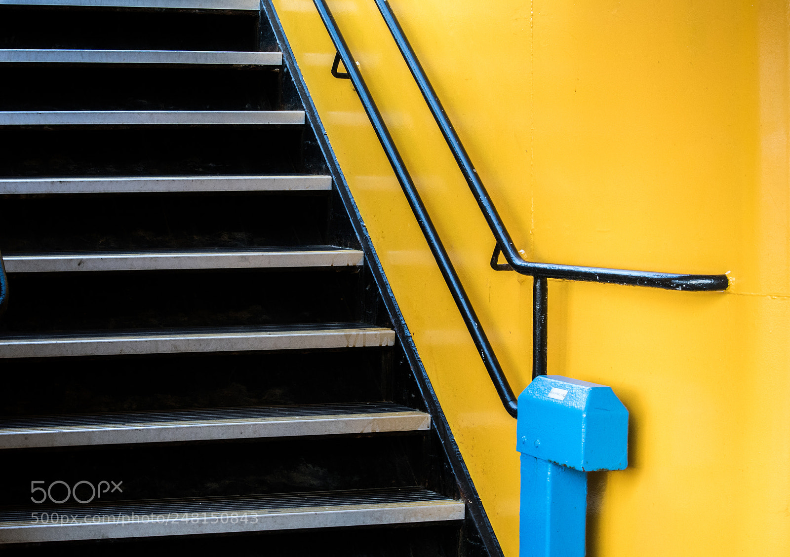 Nikon 1 J5 sample photo. The staircase photography