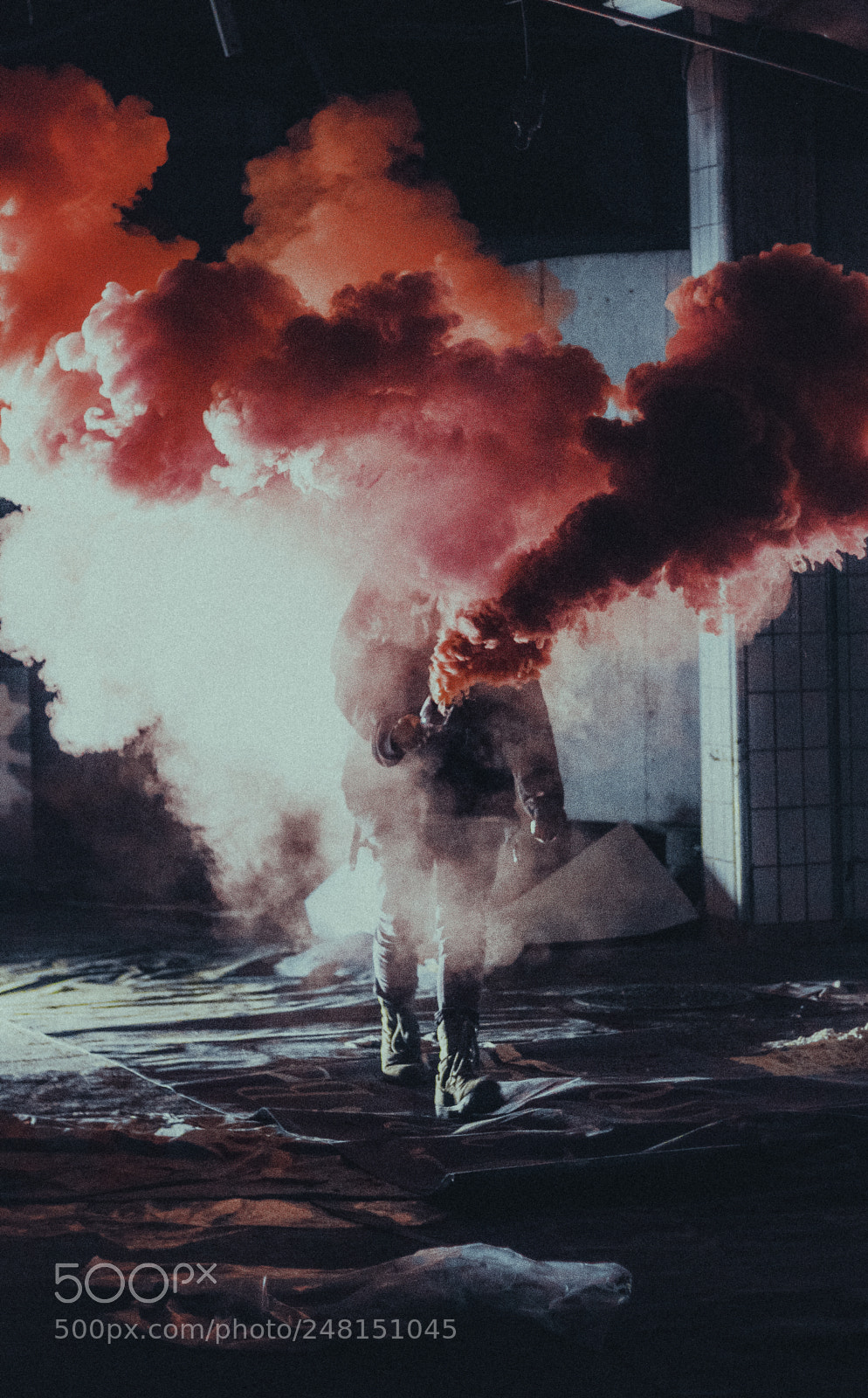 Canon EOS 650D (EOS Rebel T4i / EOS Kiss X6i) sample photo. Red smoke 1 photography