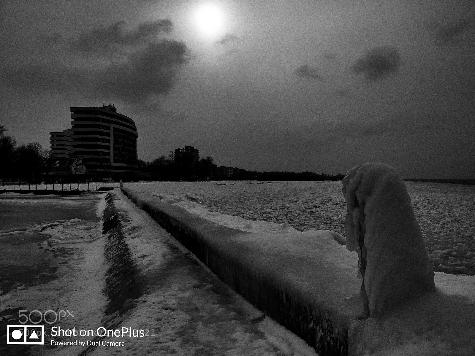 OnePlus 5T sample photo. Sentinel photography