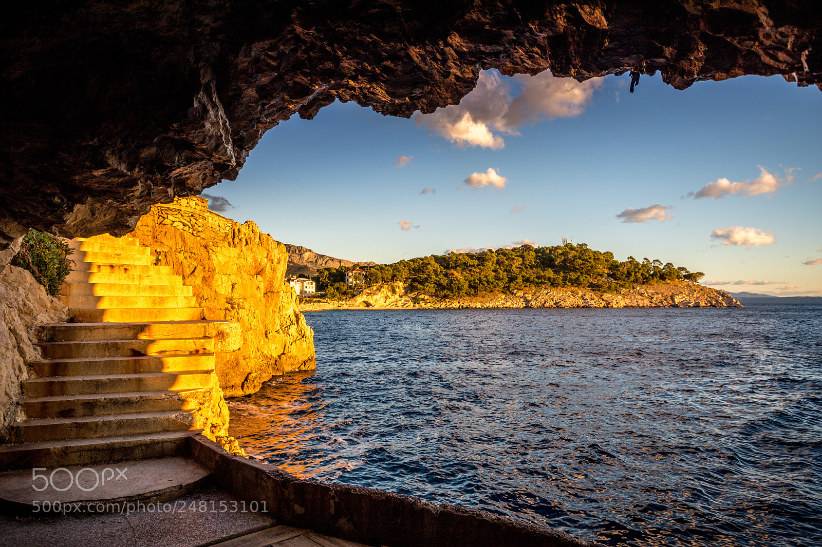 Canon EOS 6D Mark II sample photo. Cave entrance photography