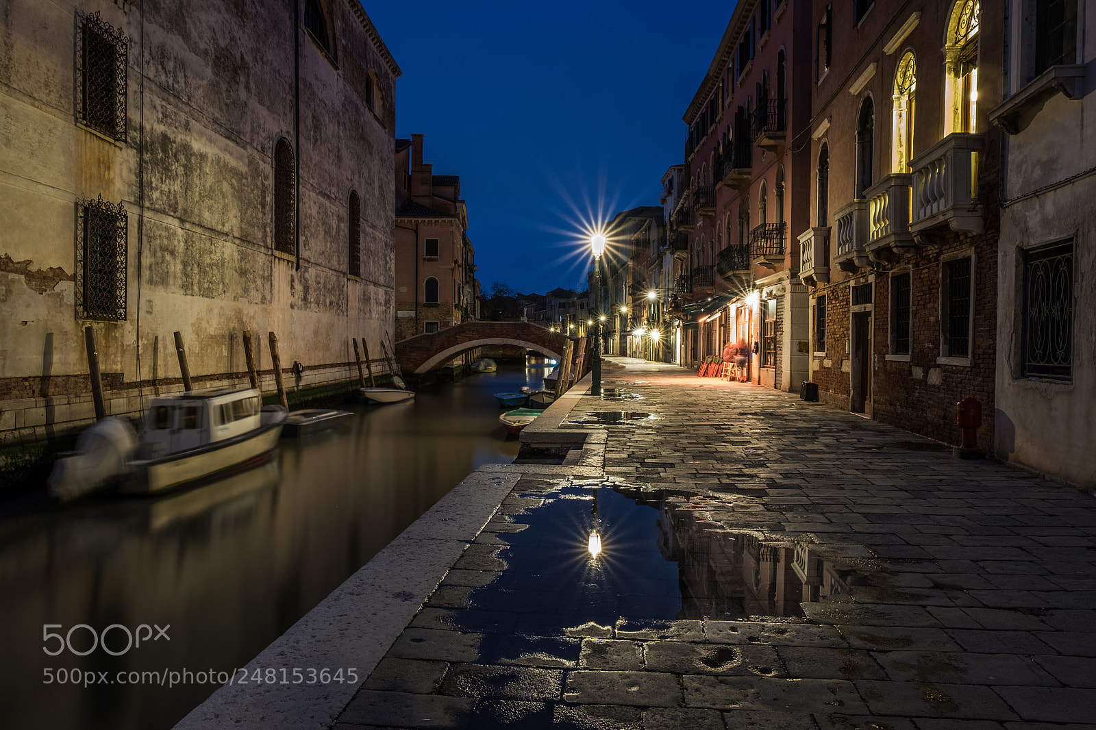 Fujifilm X-T2 sample photo. Venice by night. photography