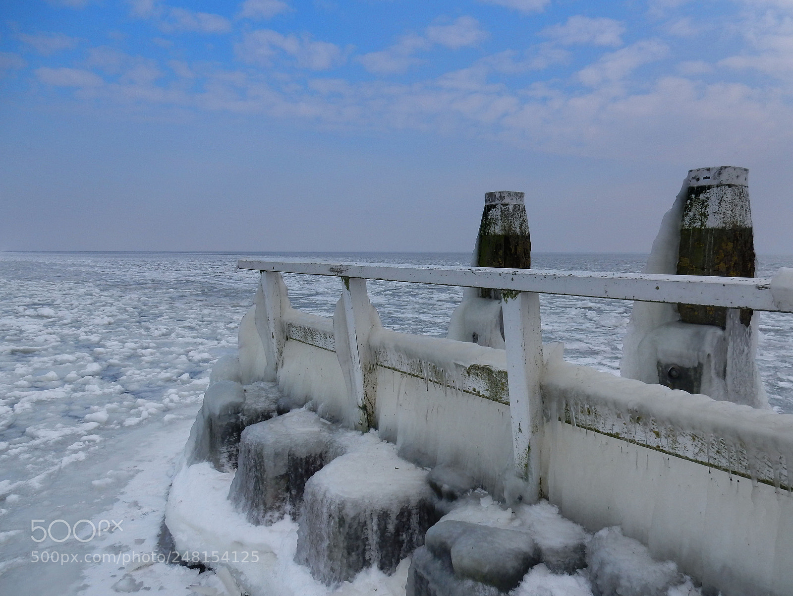 Nikon Coolpix S9900 sample photo. Ice..ice photography