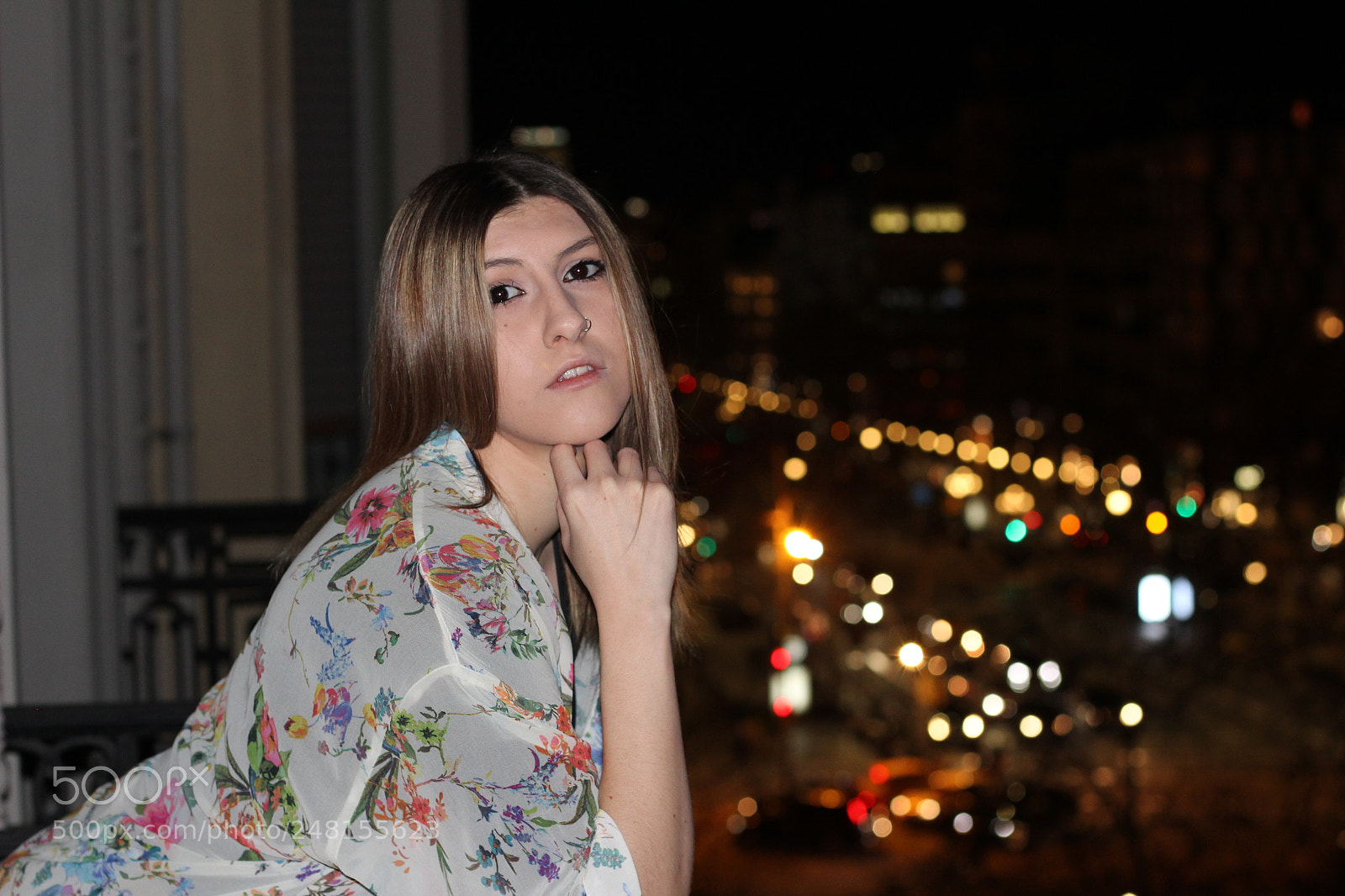 Canon EOS 1300D (EOS Rebel T6 / EOS Kiss X80) + Canon EF 50mm F1.8 STM sample photo. Lights will guide you photography