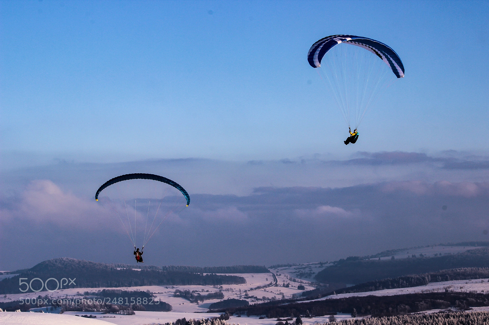 Canon EOS 600D (Rebel EOS T3i / EOS Kiss X5) sample photo. Gliding through winter photography
